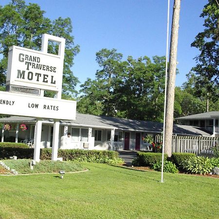 Grand Traverse Motel مدينة ترافيرز المظهر الخارجي الصورة