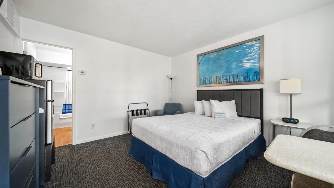 Grand Traverse Motel مدينة ترافيرز المظهر الخارجي الصورة